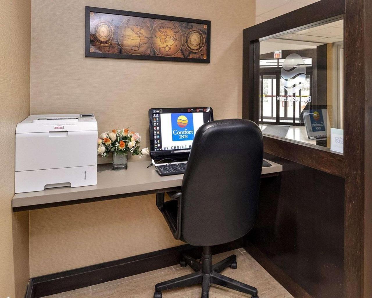 Comfort Inn Brampton Kültér fotó